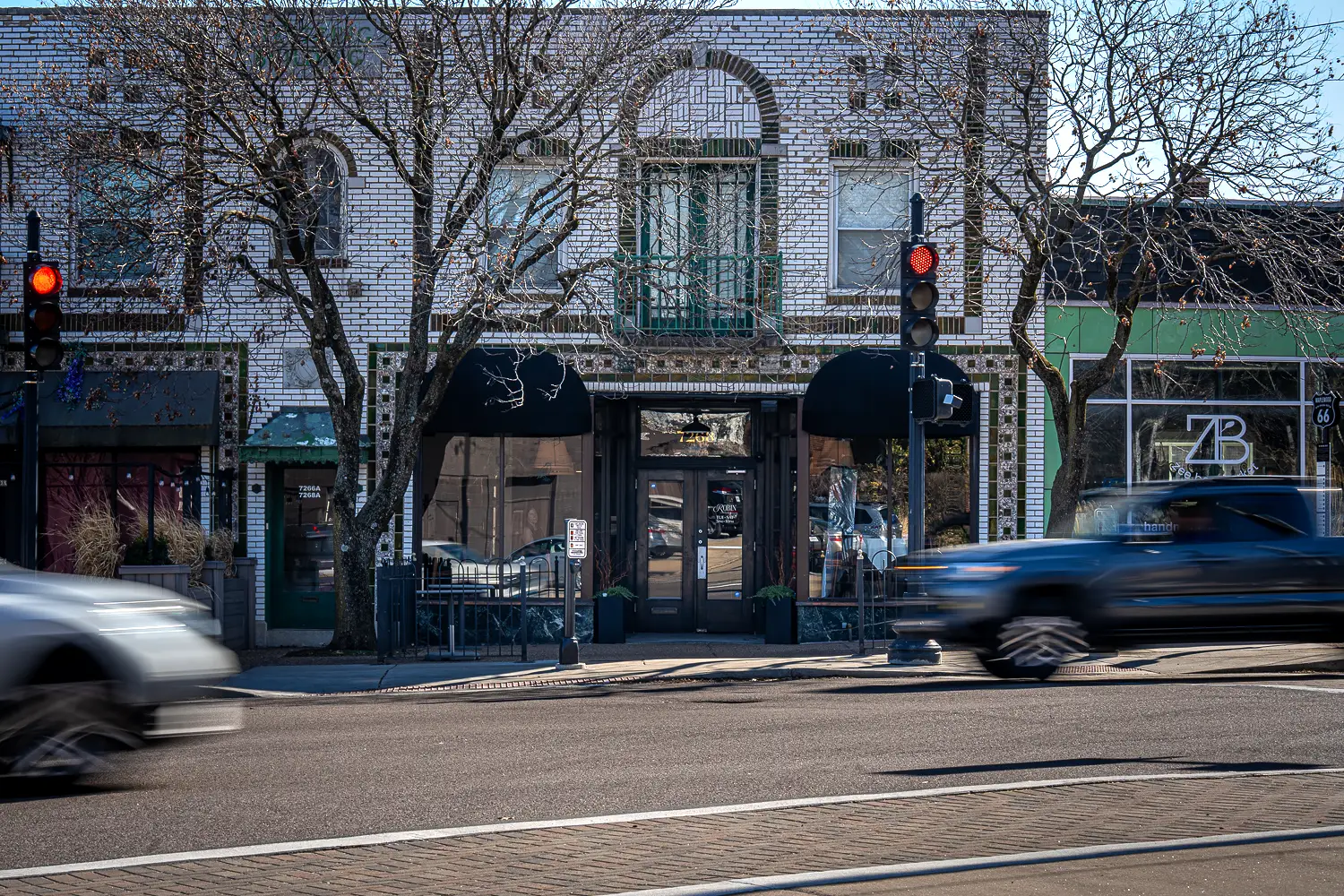Exterior shot of Robin Restaurant