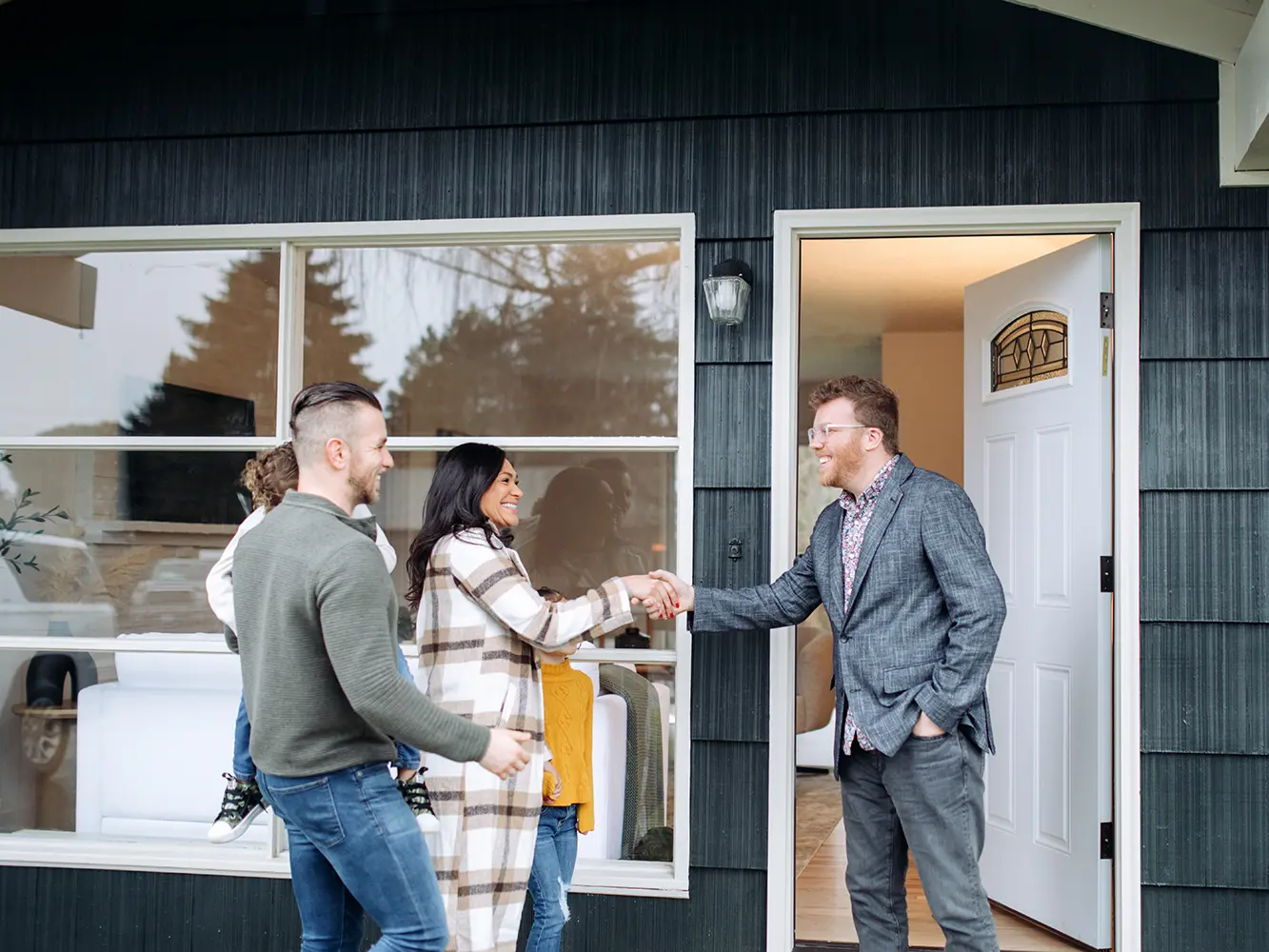 Ask Veronica: In the market for a real estate agent?  Hire the one that’s right for you