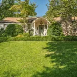 A Ladue home on 15 Daniel Road
