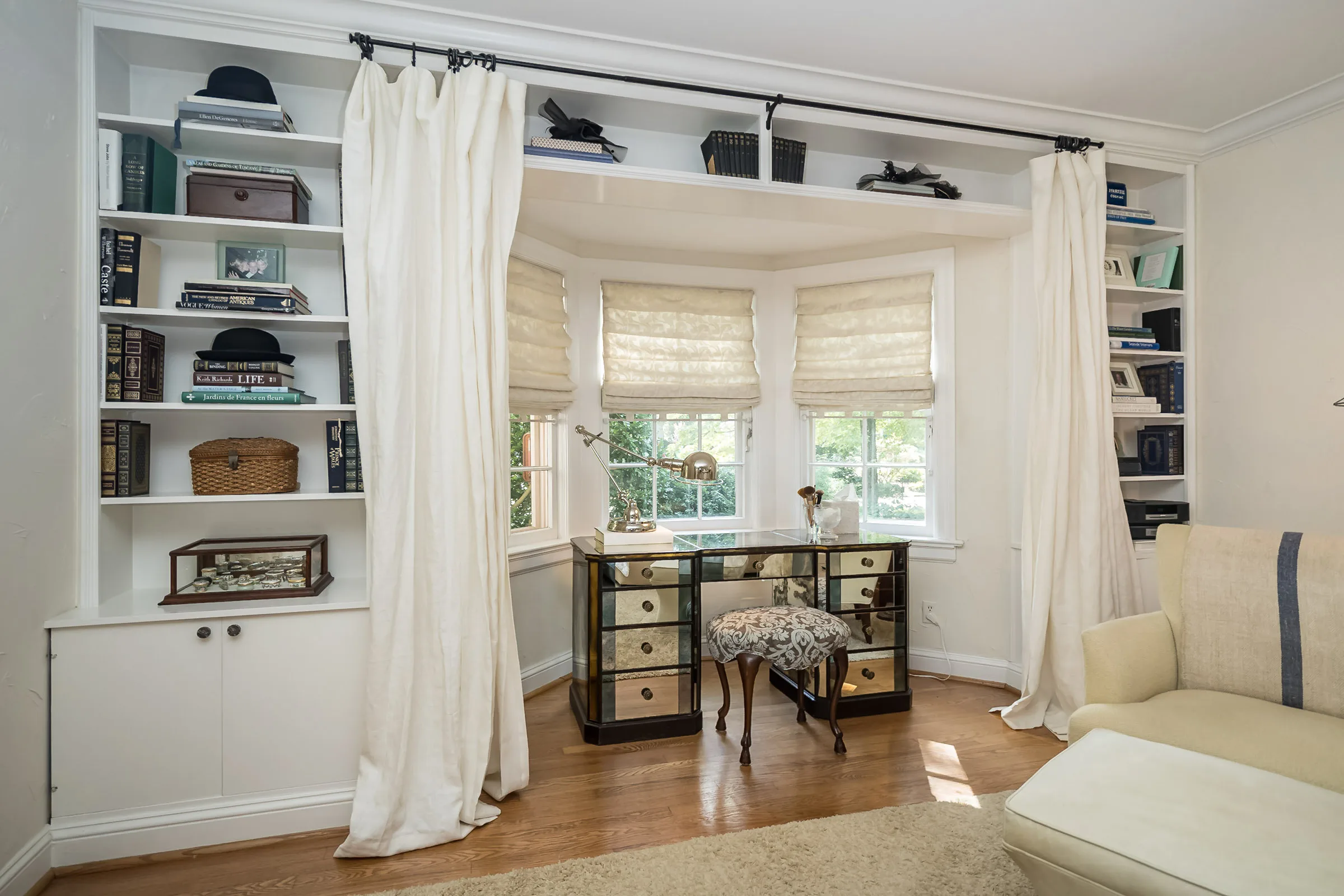 A Ladue home on 15 Daniel Road