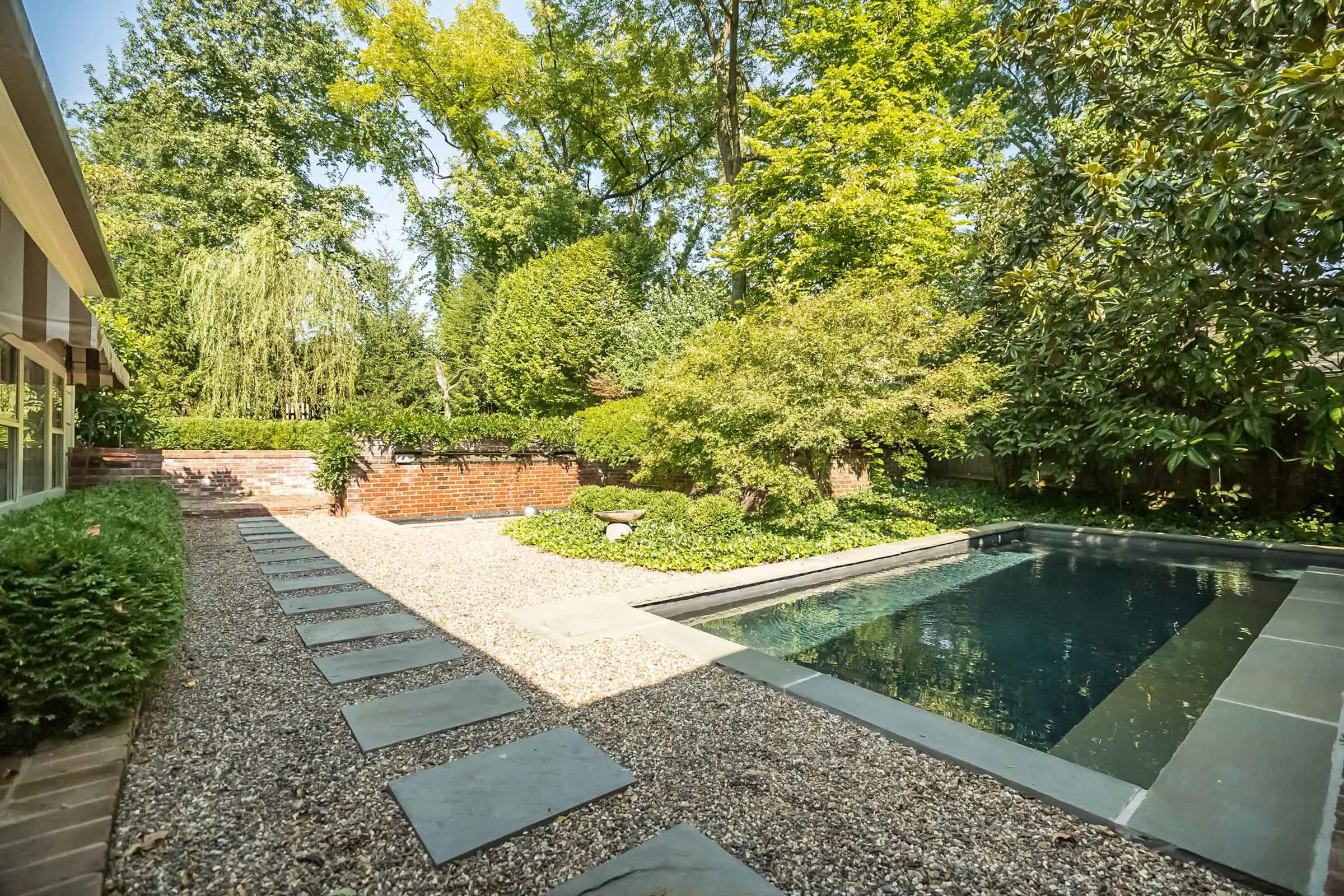 A Ladue home on 15 Daniel Road