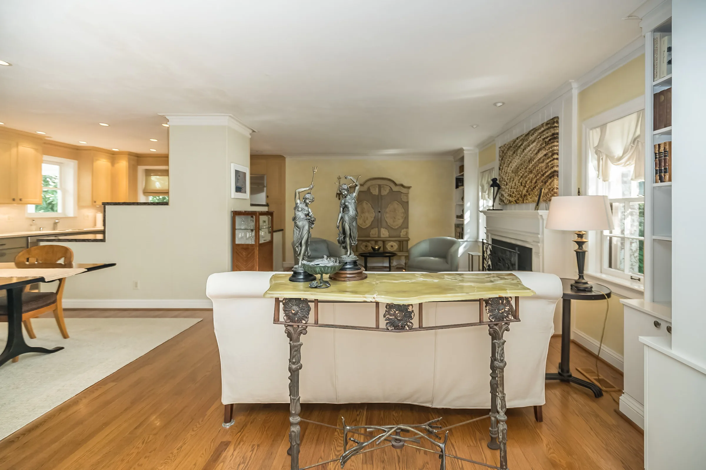 A Ladue home on 15 Daniel Road