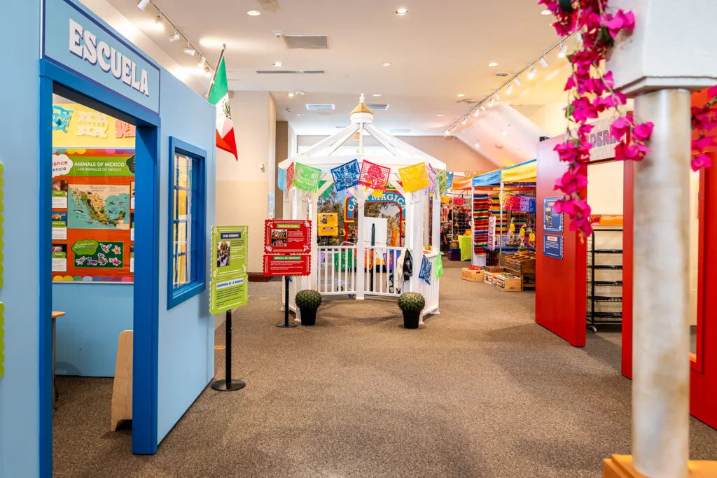 The Magic House's "¡Viva México!" exhibit