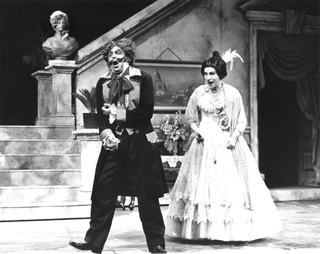 Peter Strummer as Don Pasquale and Sheri Greenawald as Norina