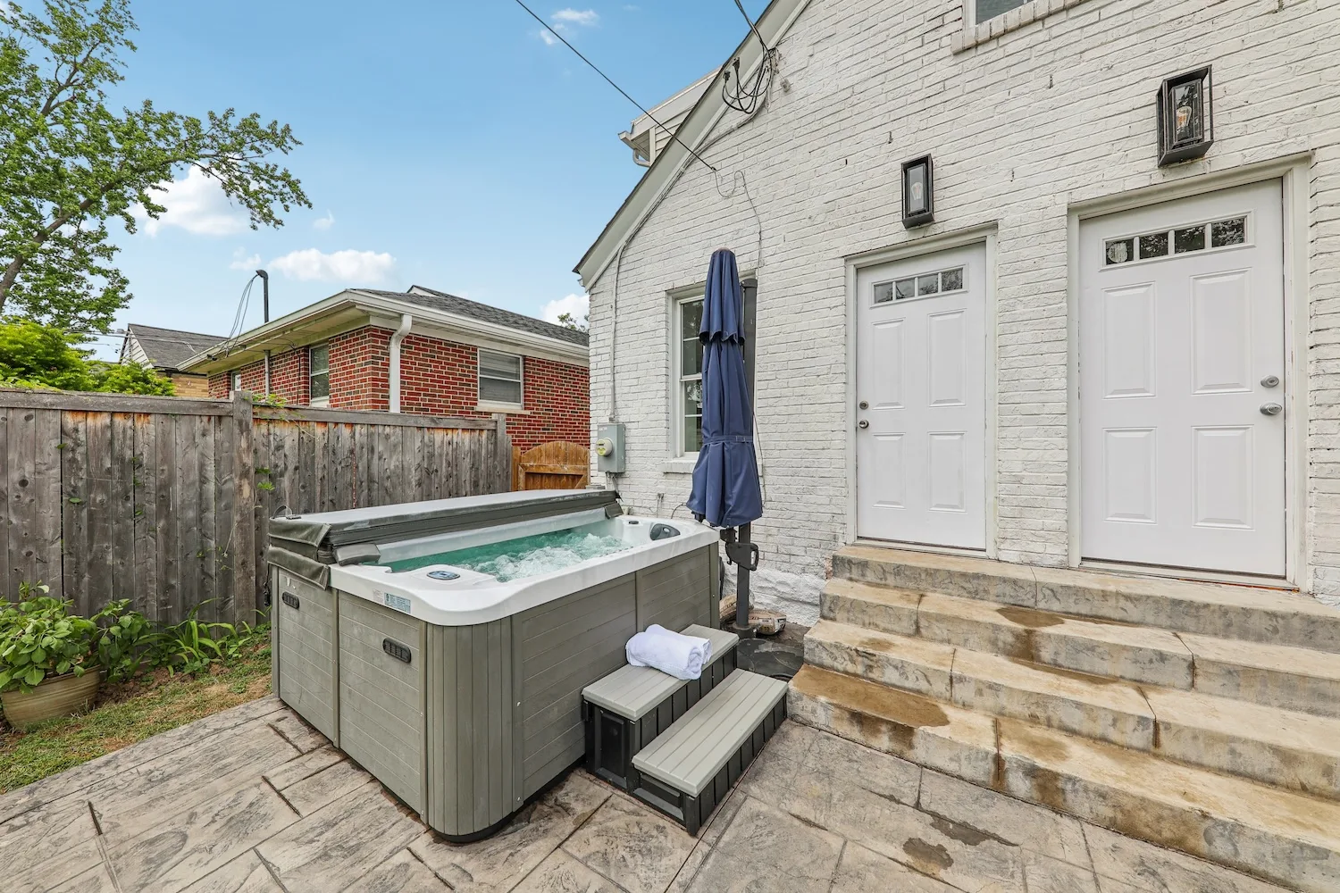 A University City home on 6708 Etzel Ave