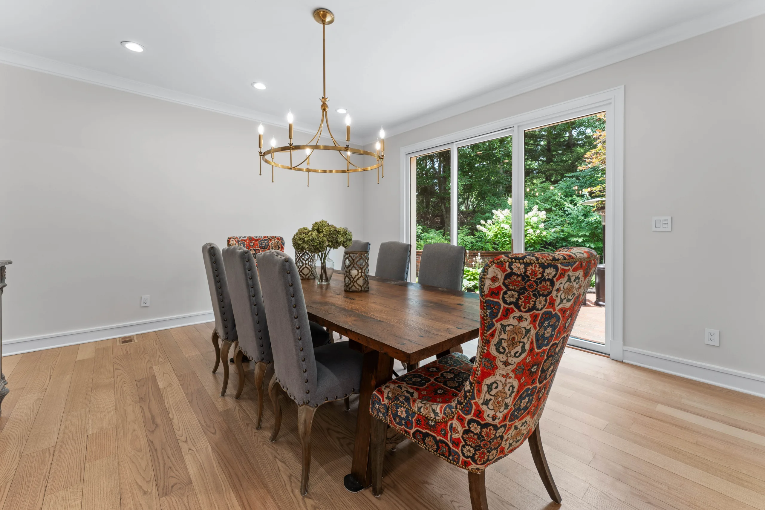 A Creve Coeur home on 19 Woodbridge Manor