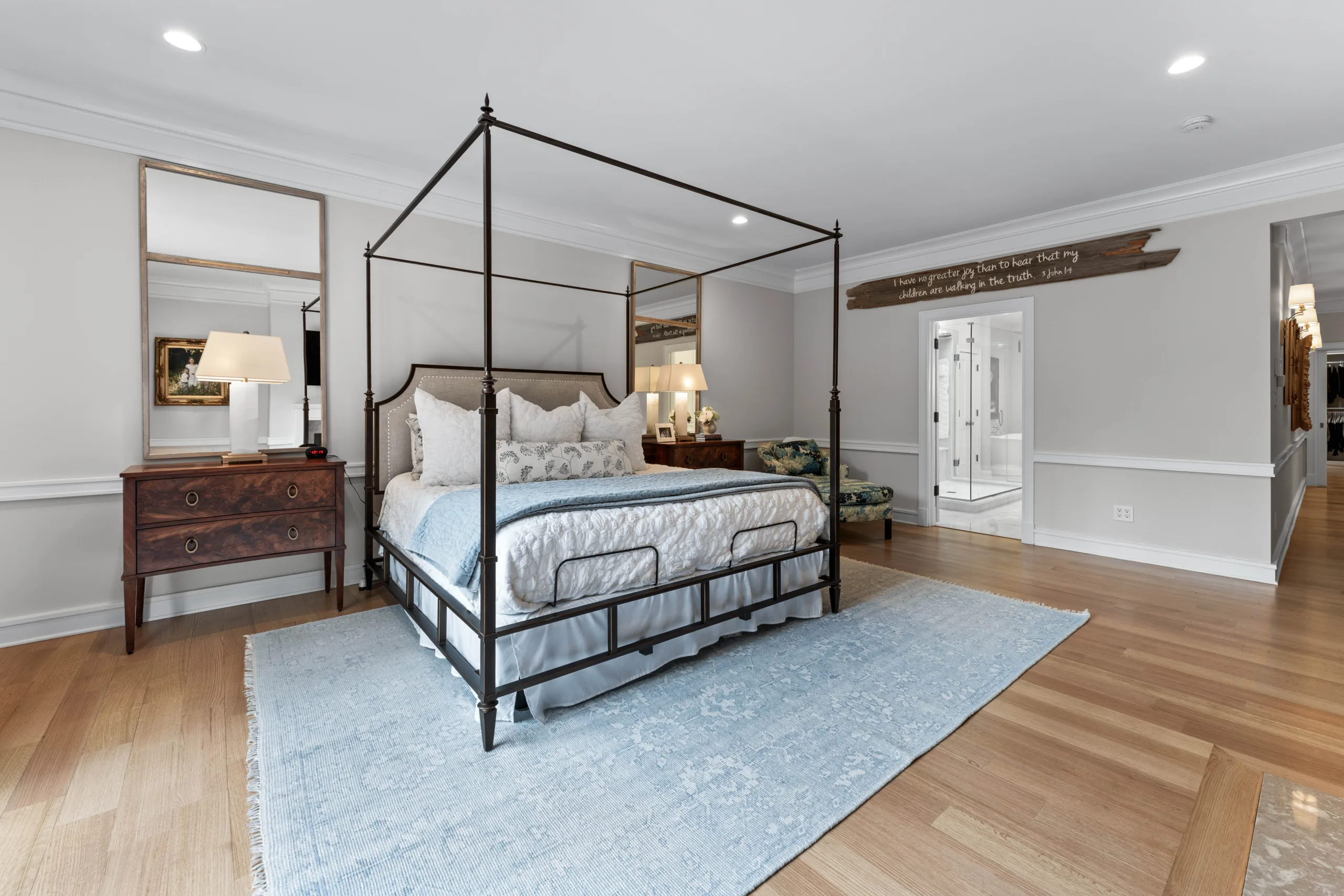A Creve Coeur home on 19 Woodbridge Manor