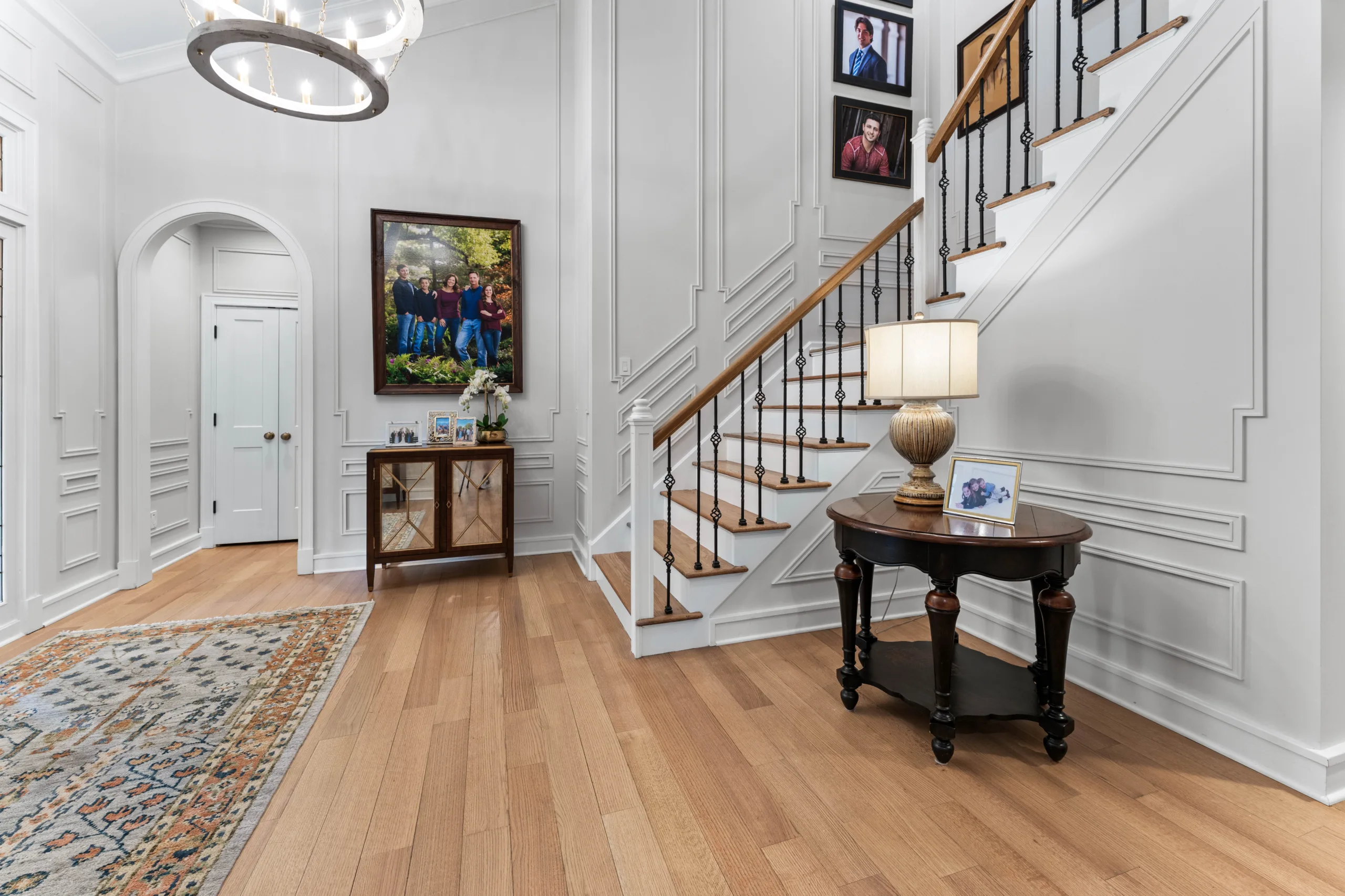 A Creve Coeur home on 19 Woodbridge Manor