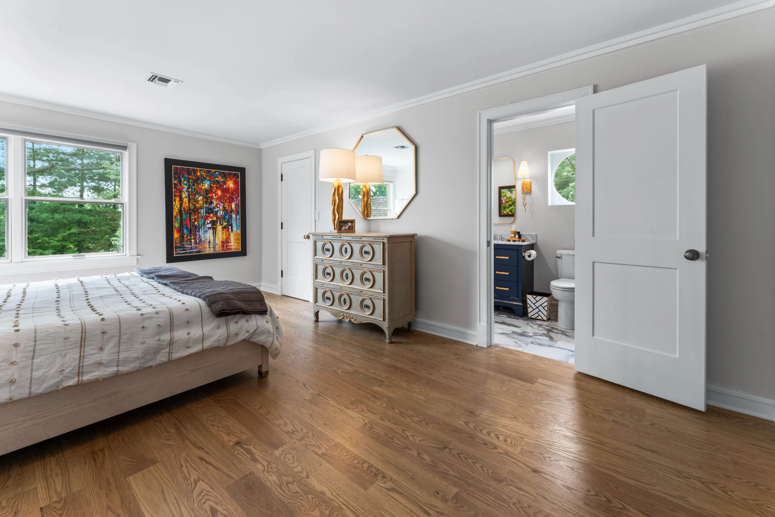 A Creve Coeur home on 19 Woodbridge Manor