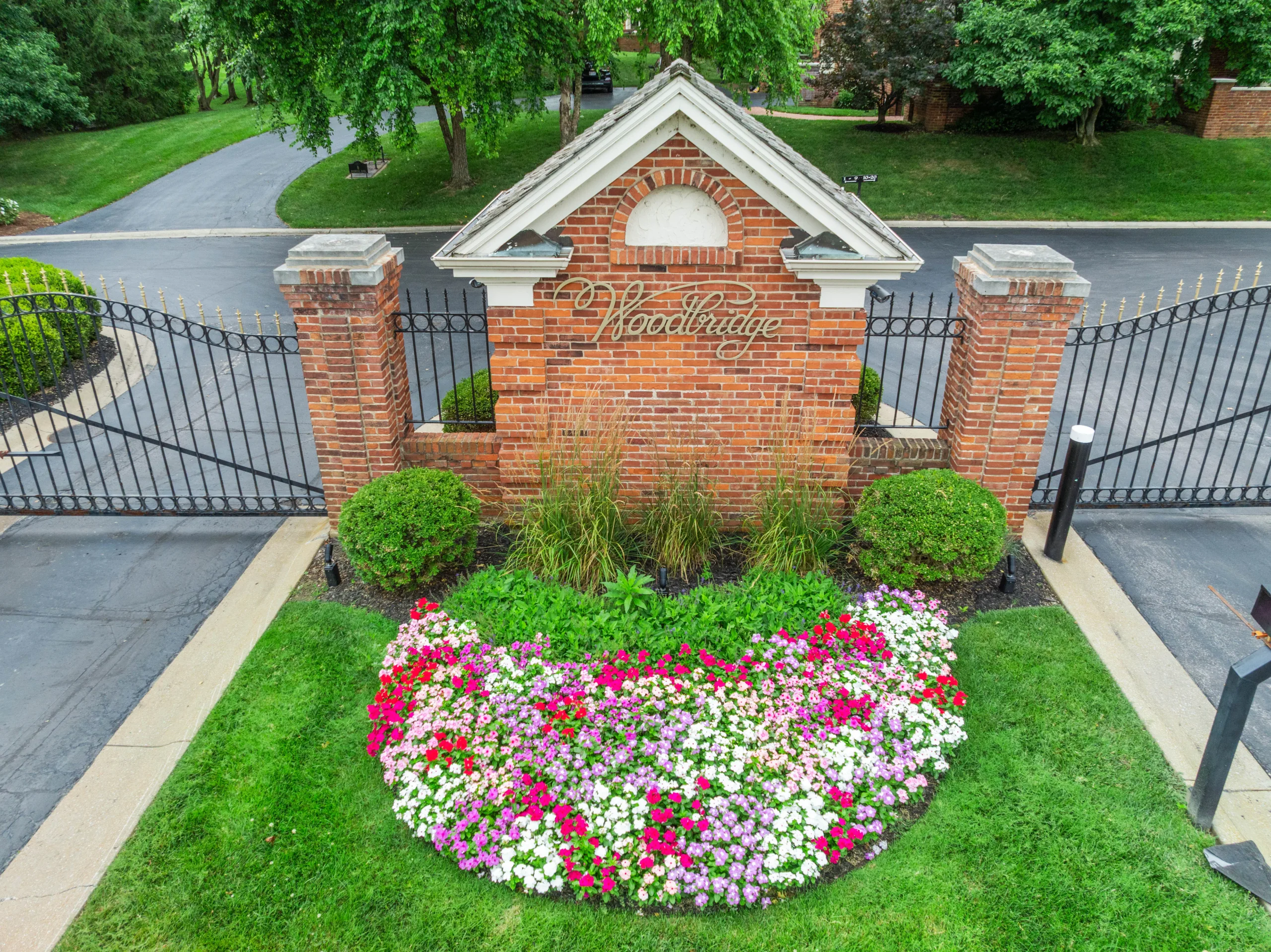 A Creve Coeur home on 19 Woodbridge Manor