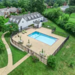 A Creve Coeur home on 19 Woodbridge Manor