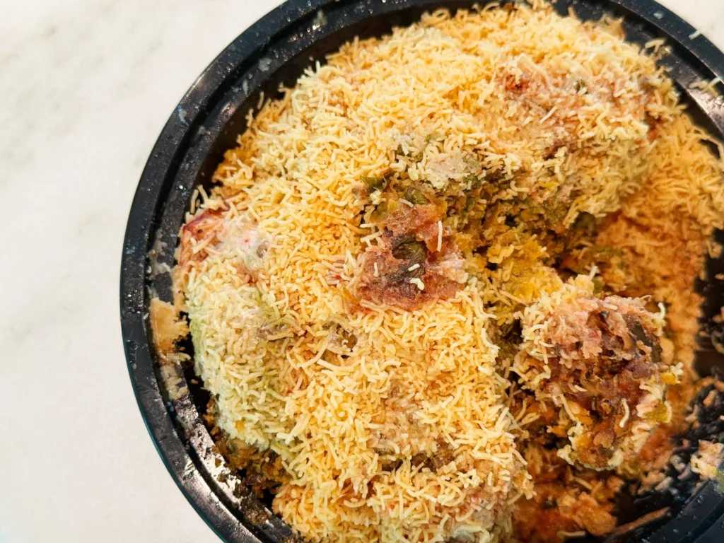 GolBowl_kale and palak chaat
