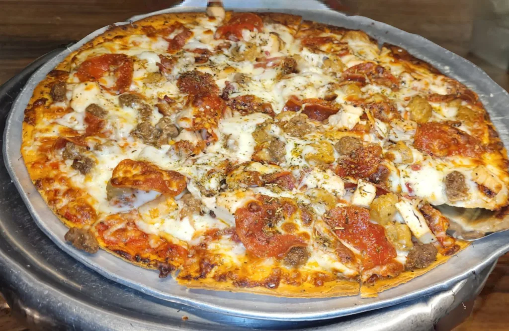 SonnysPizzaDen_pizza