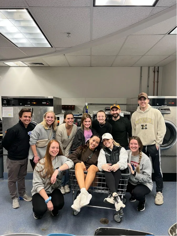 Volunteers at the Humane Society of Missouri