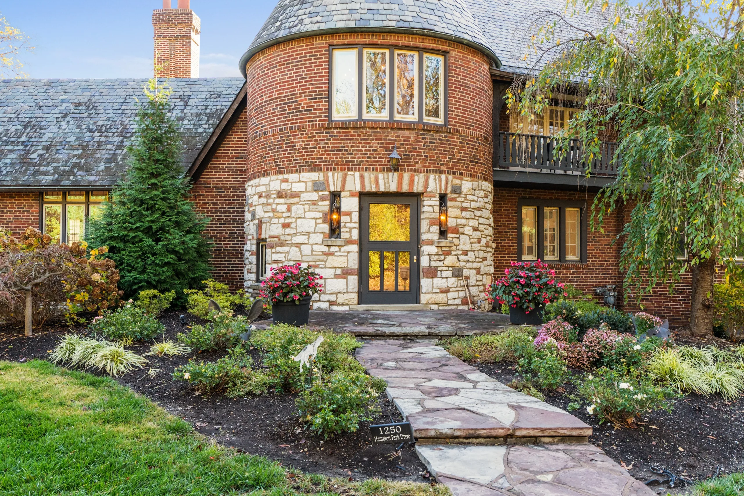 A Hampton Park home on 1250 Hampton Park Drive