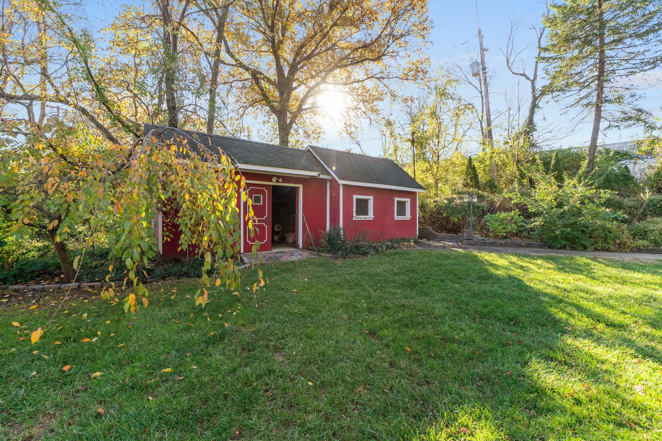 A Hampton Park home on 1250 Hampton Park Drive
