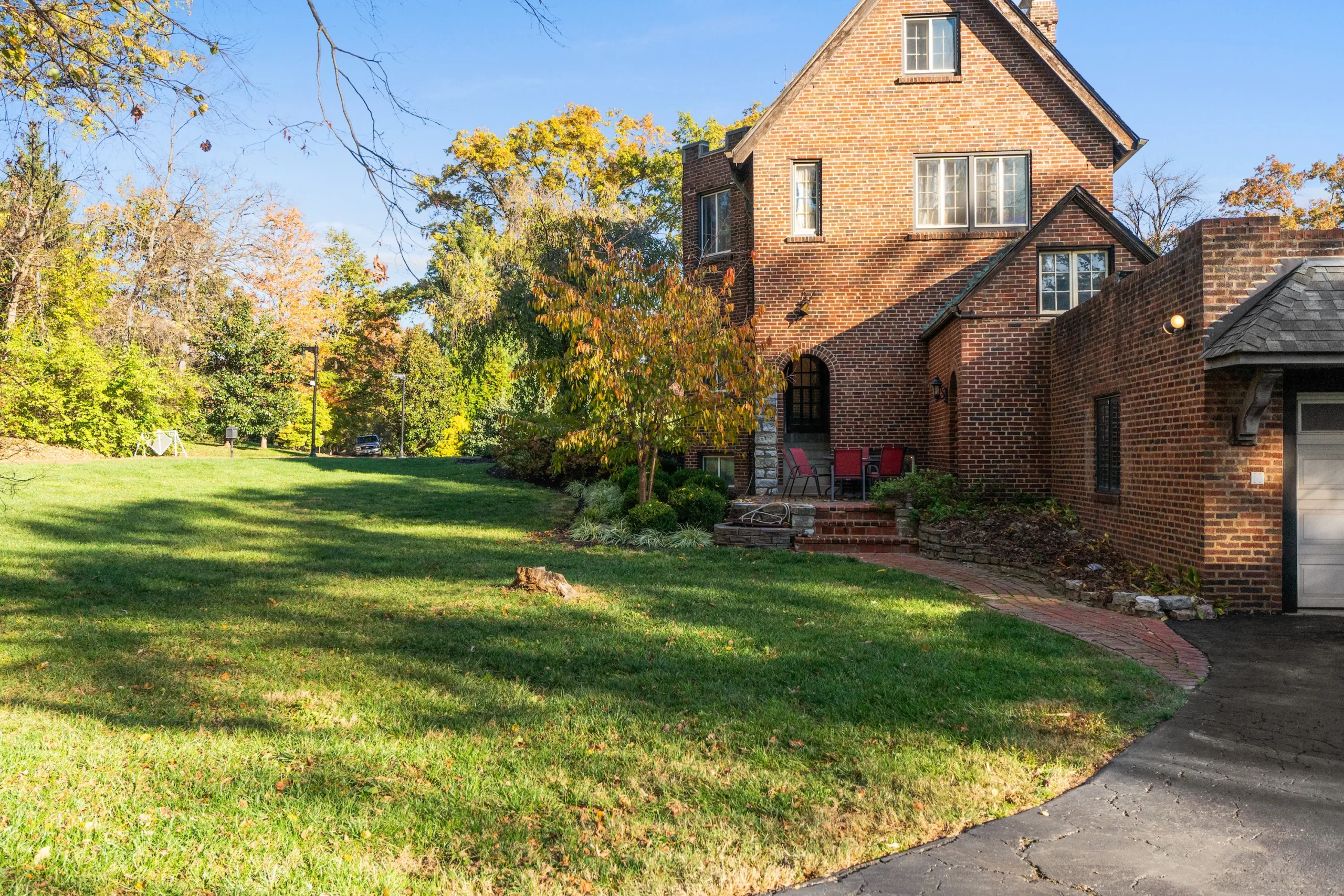 A Hampton Park home on 1250 Hampton Park Drive