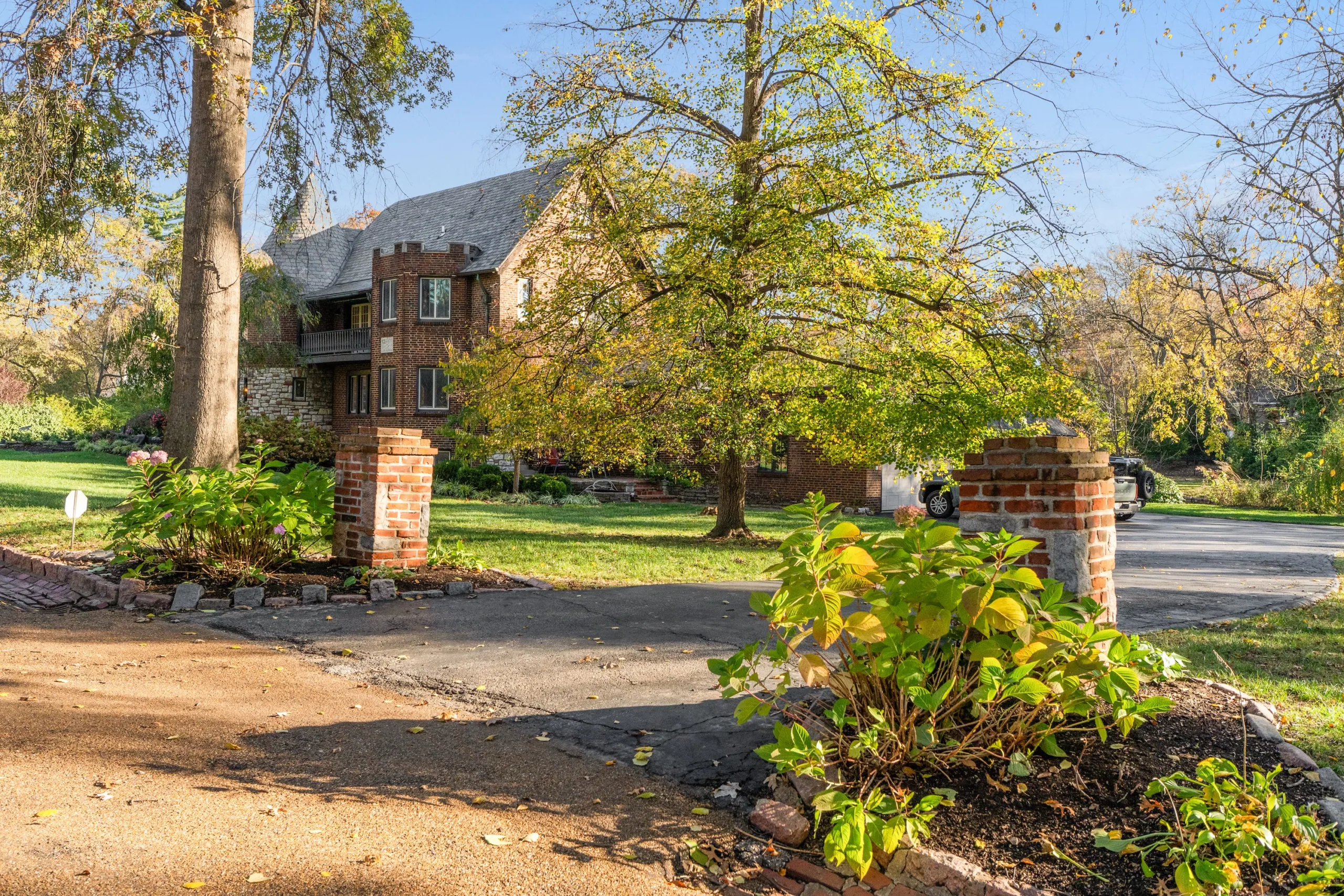 A Hampton Park home on 1250 Hampton Park Drive