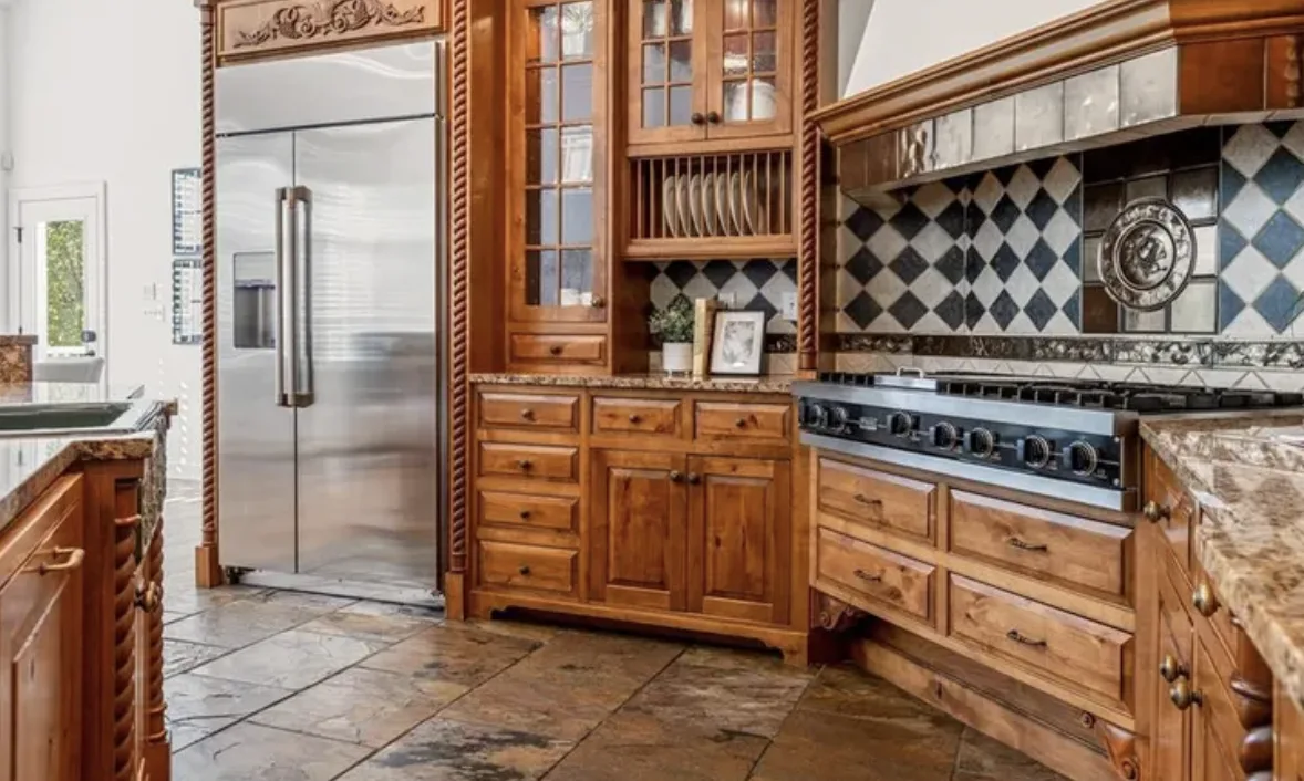 A home listing provided by The Peter Lu Team