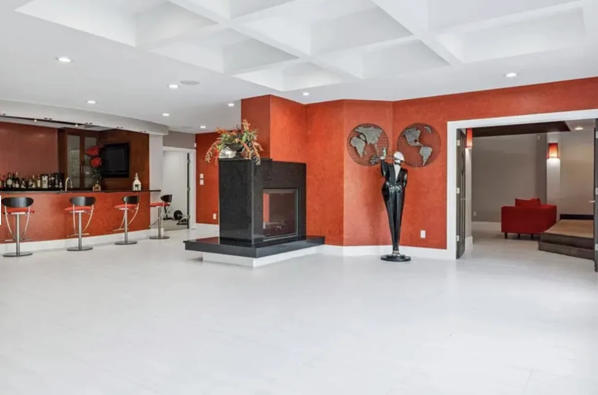 A home listing provided by The Peter Lu Team