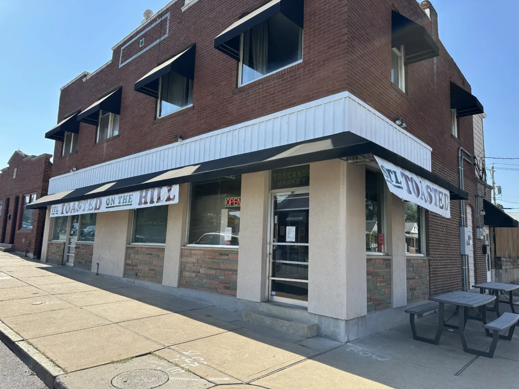 STL Toasted_Hill location