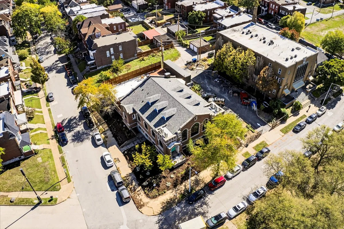A Central West End home on 1034 S Kingshighway