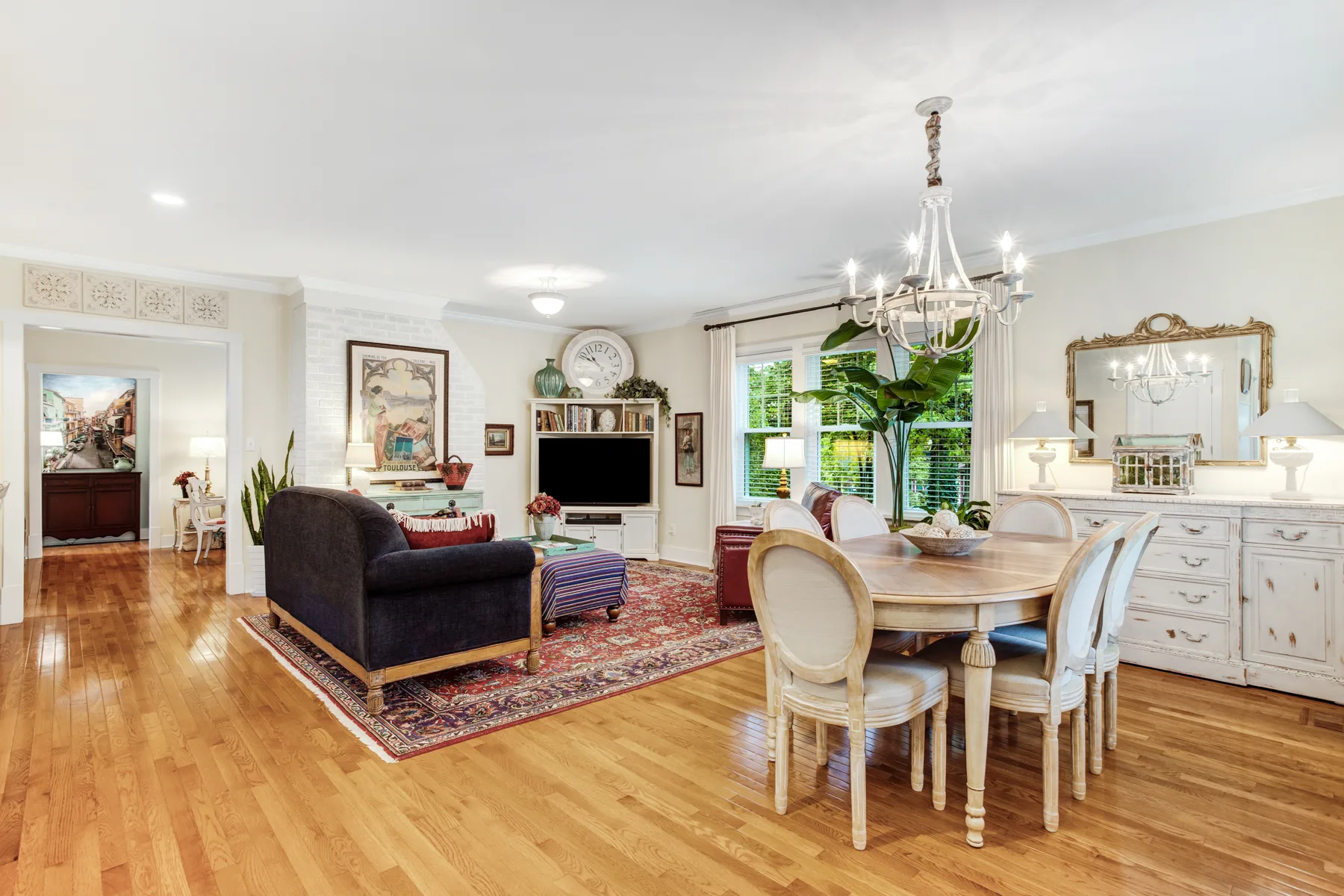 A Webster Groves home on 802 S Berry Road