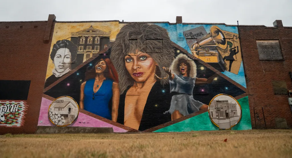 Tina Turner mural