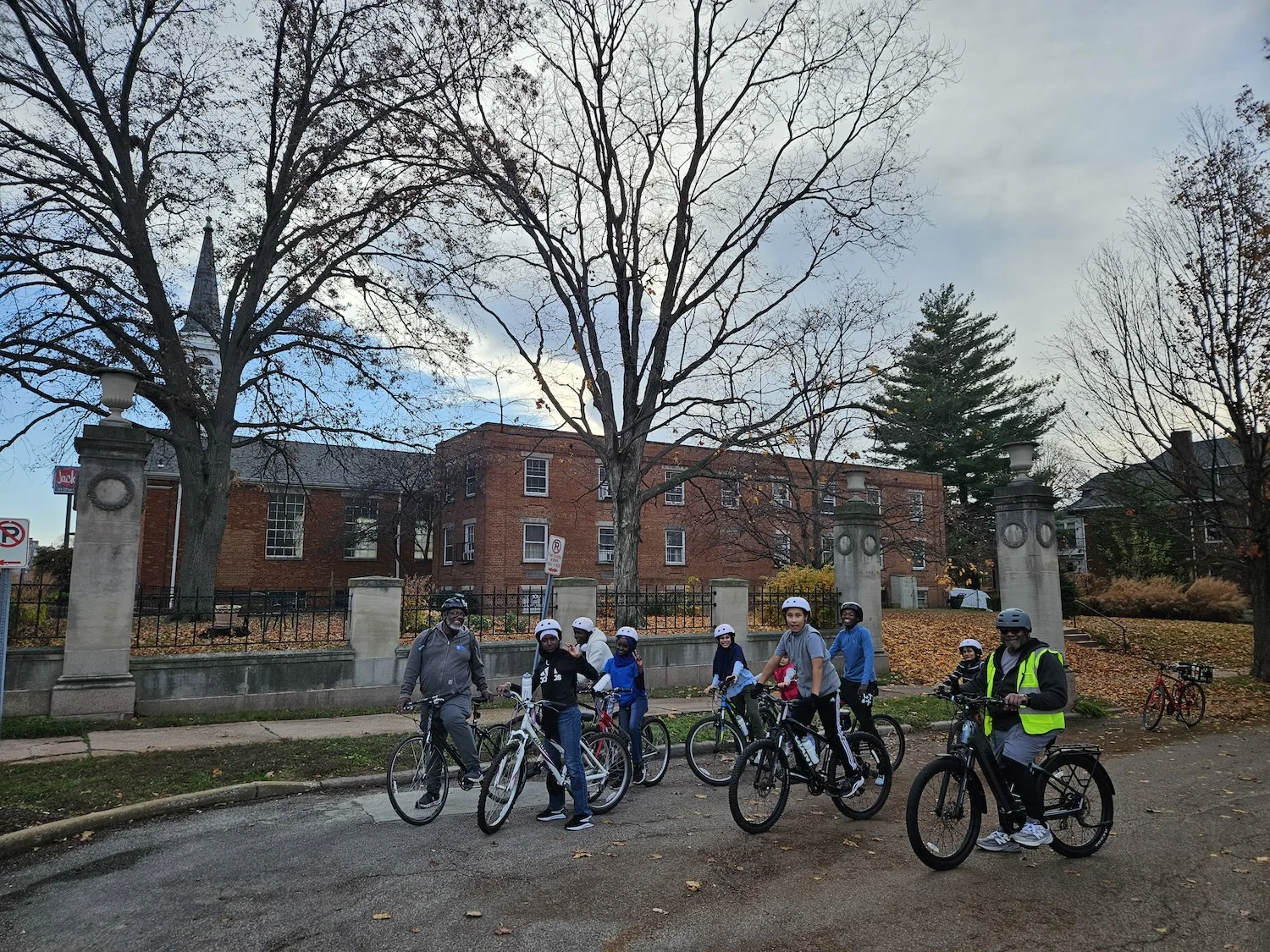 BWorks students line up on bikes.