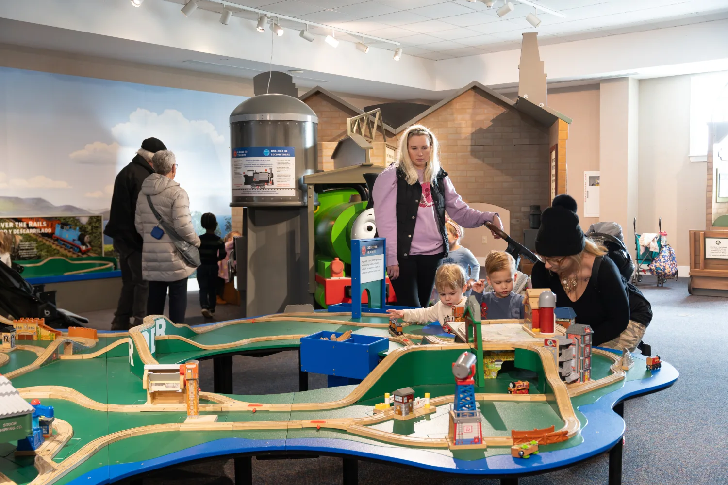 St. Louis Magazine's St. Louis Family Playdate at The Magic House