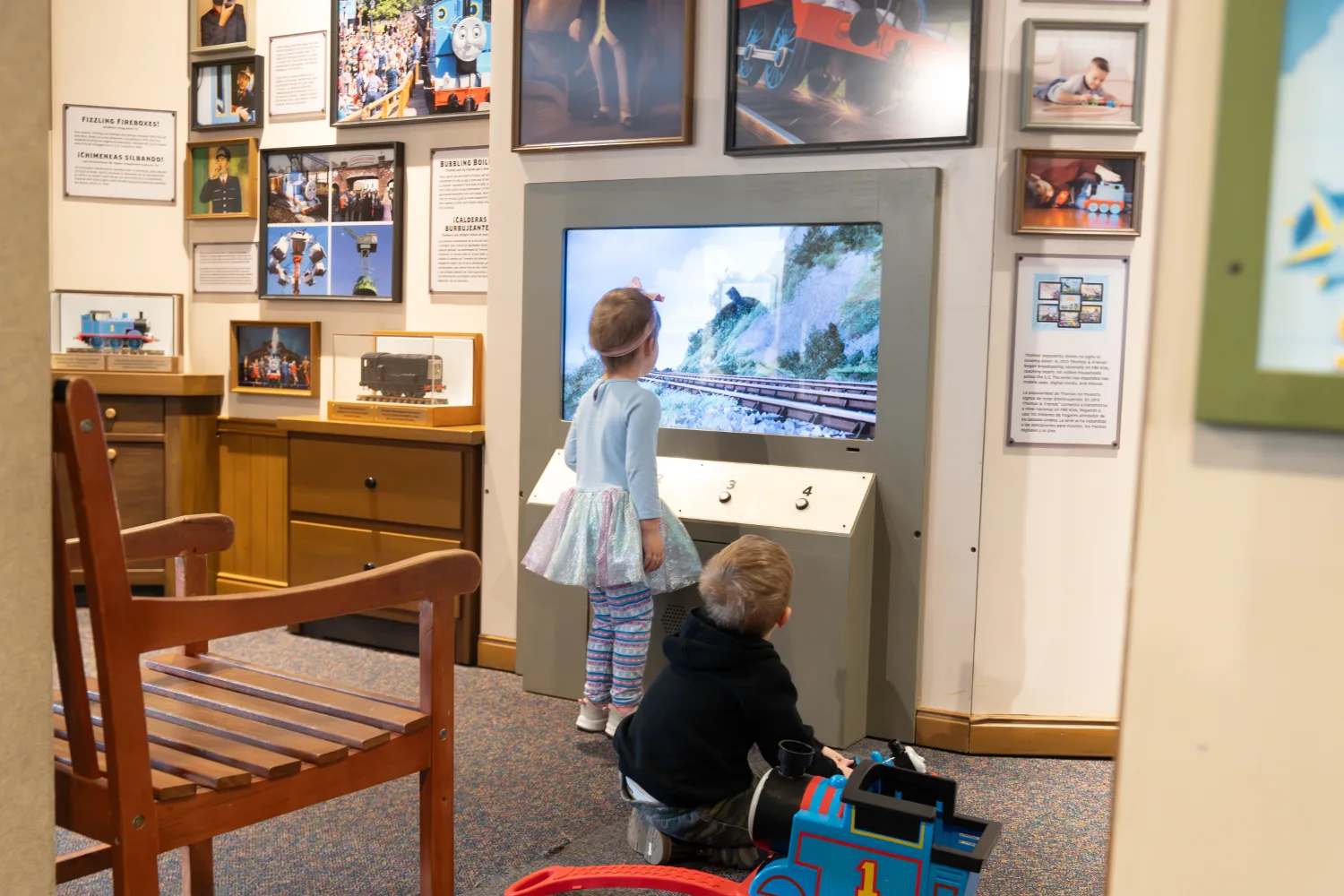 St. Louis Magazine's St. Louis Family Playdate at The Magic House