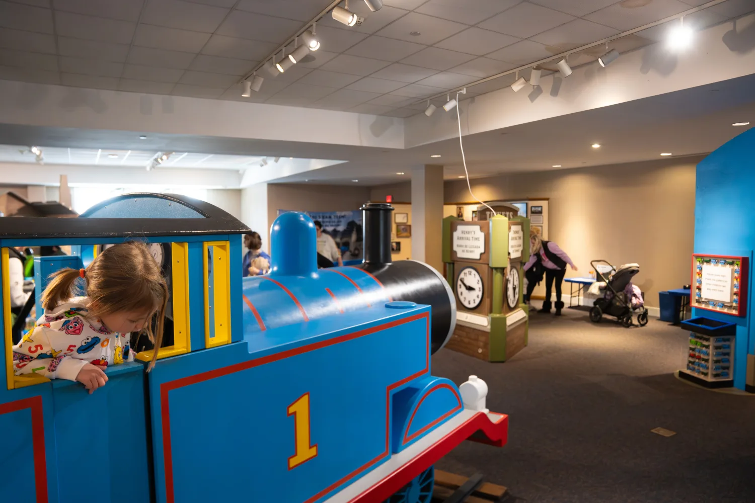 St. Louis Magazine's St. Louis Family Playdate at The Magic House