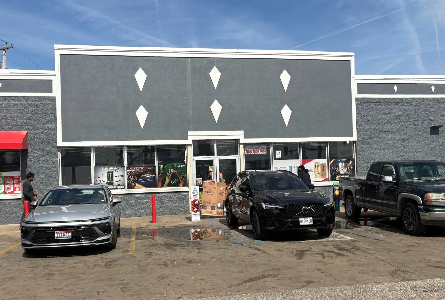 vector tobacco company Here I come NAPTOWN! Community Spirits today1-4pm Bottle signing! Community Spirits Liquors 6105 E 38th Street Indianapolis Indiana 46226 COME SPEND WITH ME BUY SOME BOTTLES AND GET IT SIGNED! West End Tobacco Food Mart,