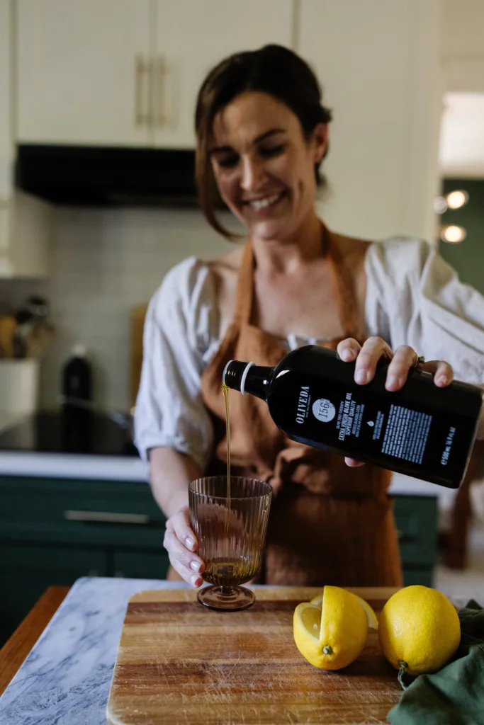 Anna Beck is the founder of Urban Apron and an Oliveda consultant.