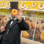 Lincoln approves of Springfield’s famous donuts at Mel-O-Cream.