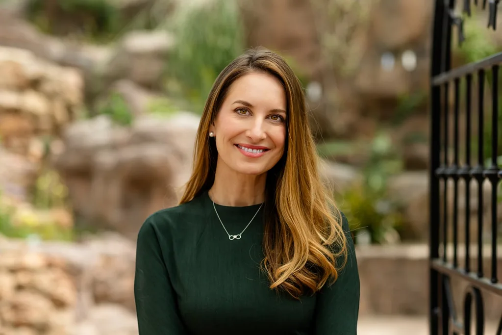 Excellence in Nursing Awards Angela Clark
Barnes-Jewish College
Goldfarb School of Nursing