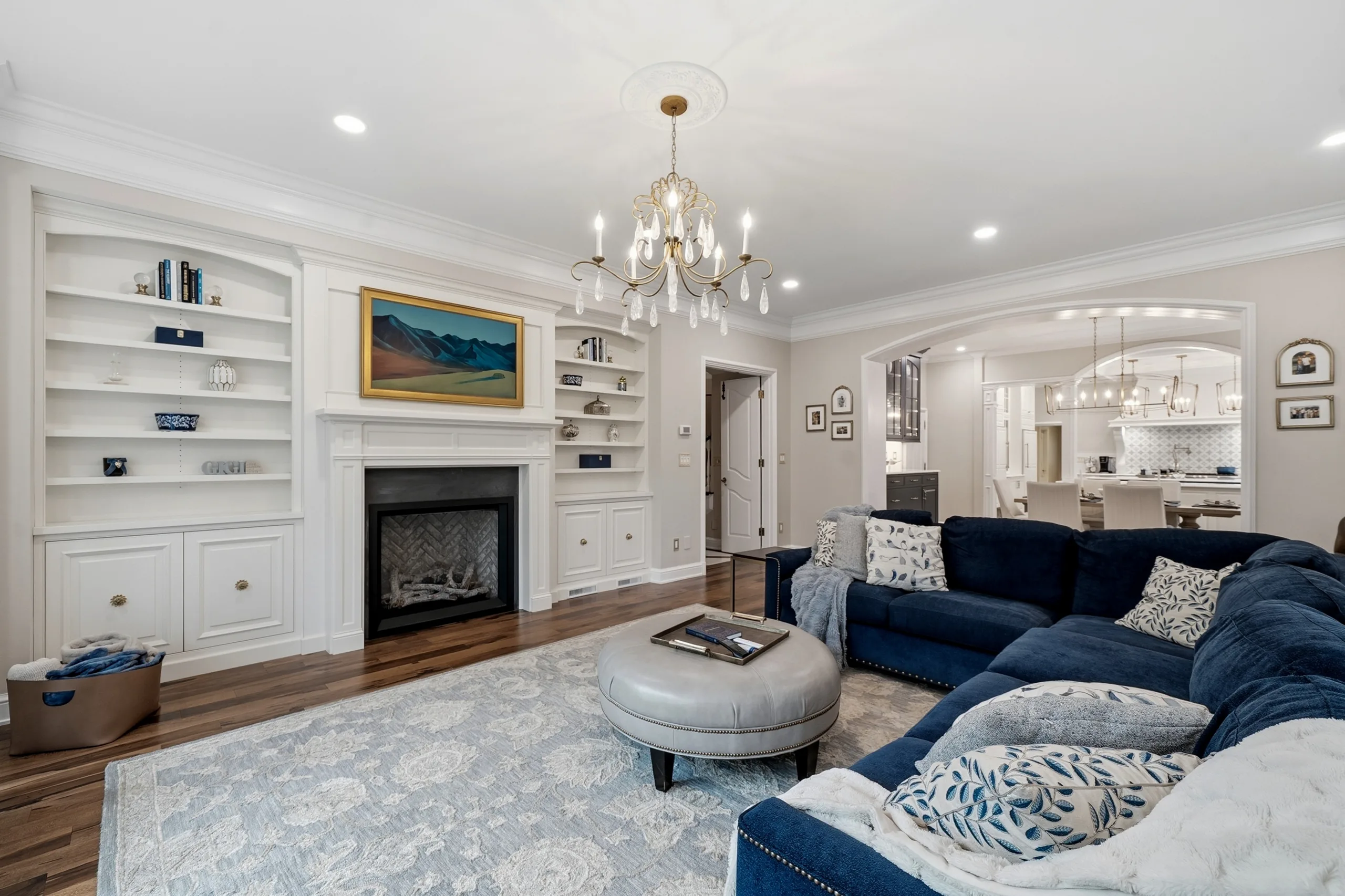A St. Louis home on 10700 Starhill Drive