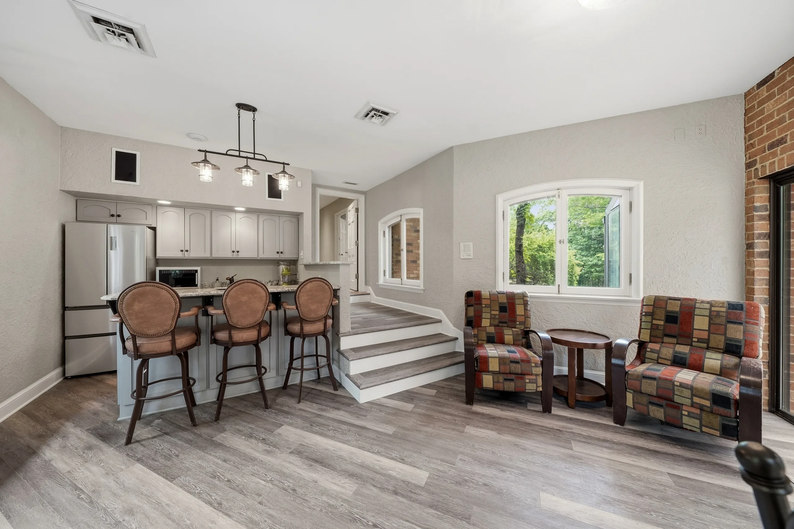 A St. Louis home on 10700 Starhill Drive
