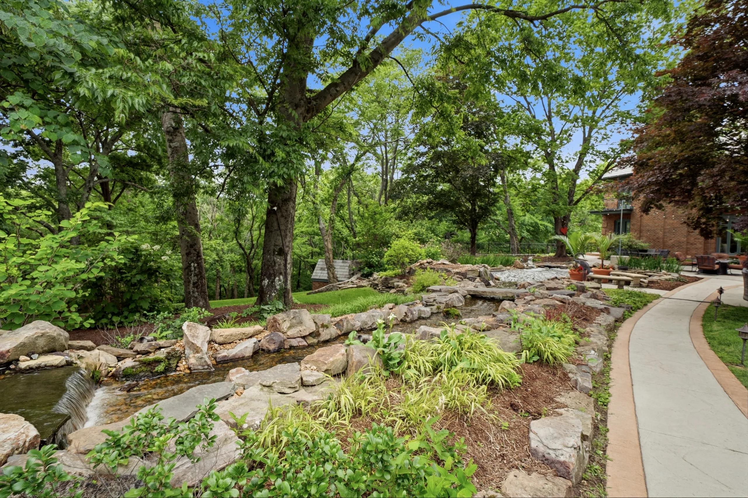 A St. Louis home on 10700 Starhill Drive