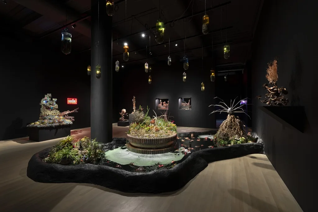 Max Hooper Schneider, Installation view, Max Hooper Schneider, Scavenger, 2025