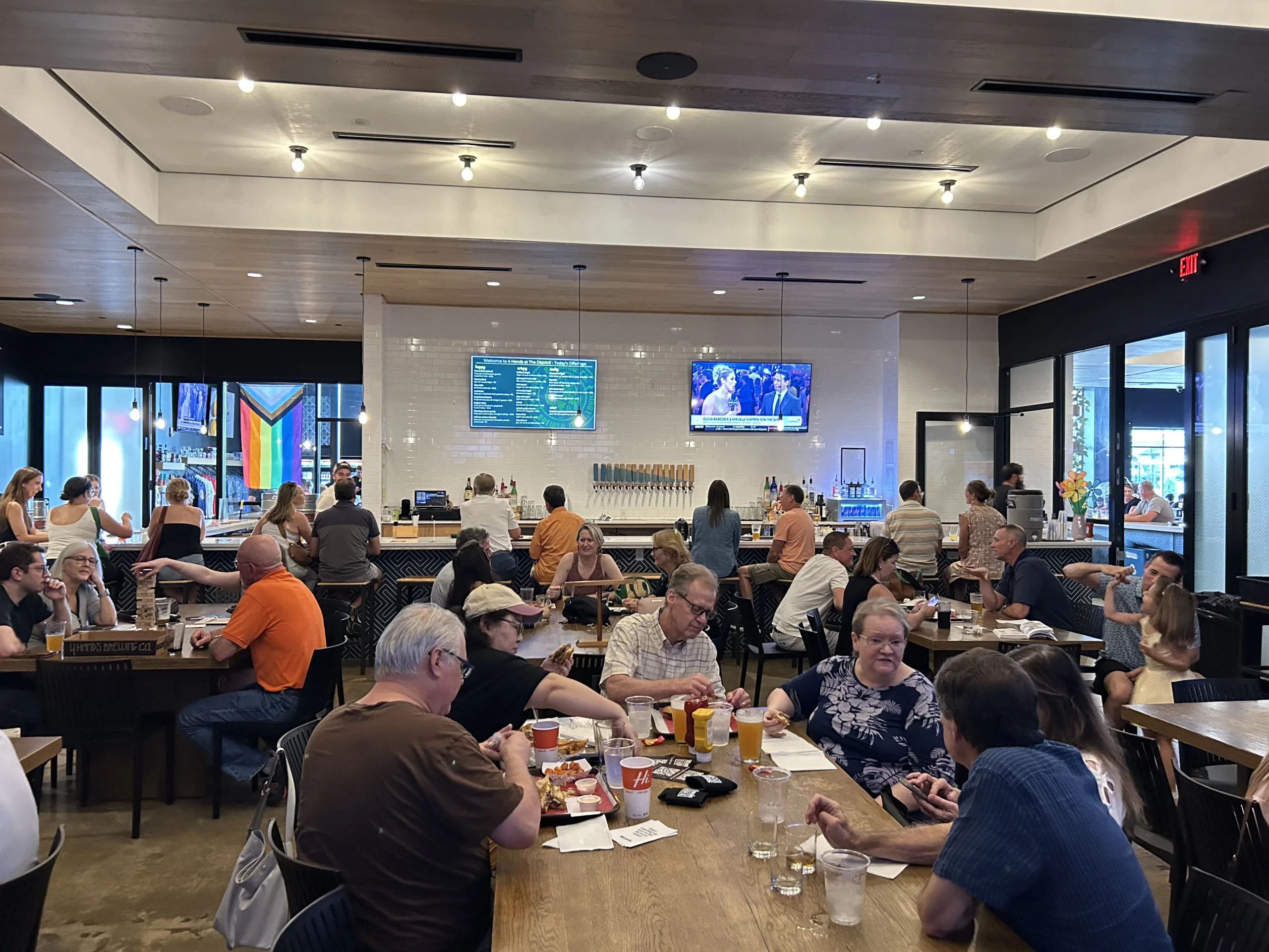 Photos: St. Louis Magazine’s Happy Hour at 4 Hands at The District