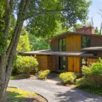 A Frontenac home on 2 Villa Coublay Drive