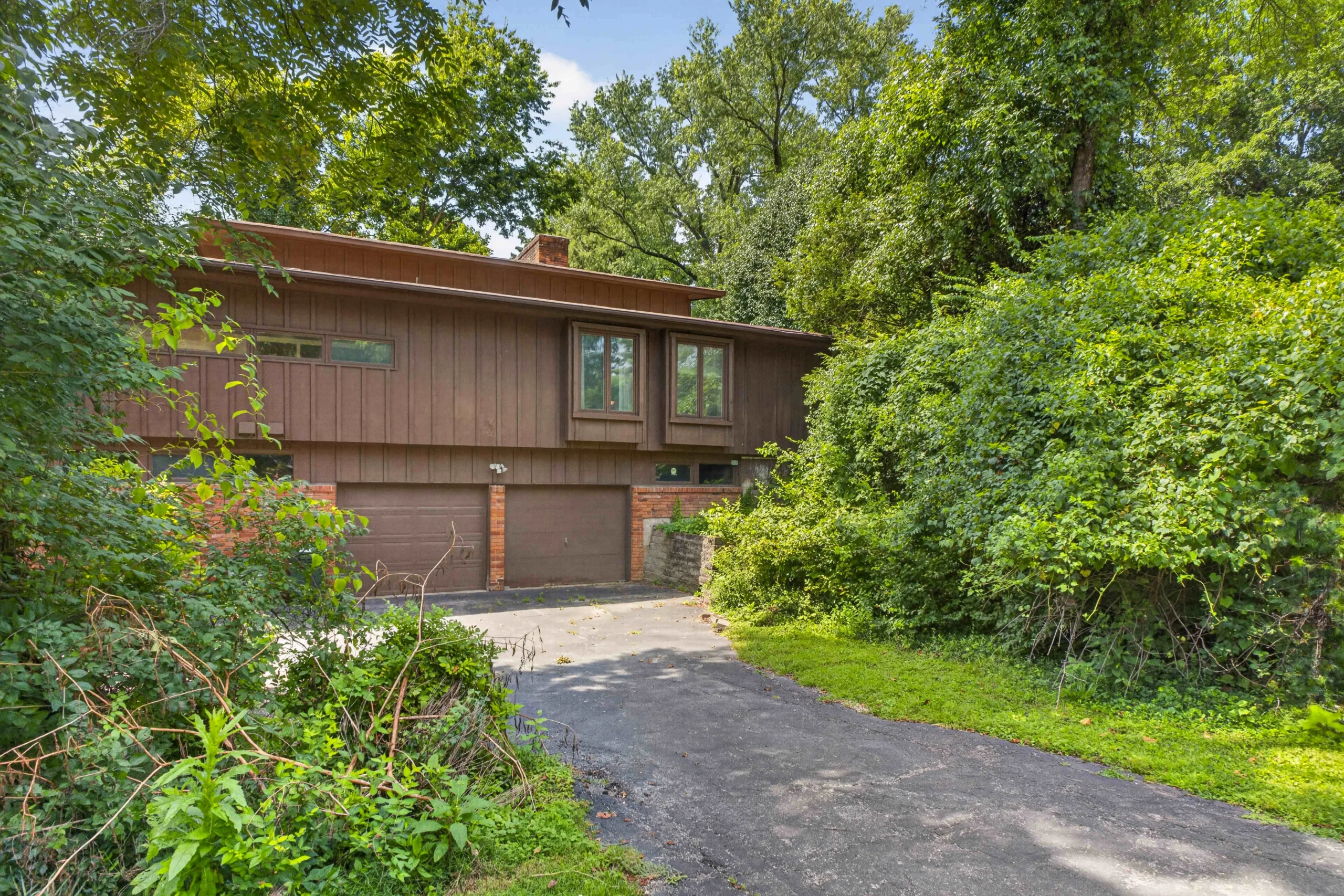 A Frontenac home on 2 Villa Coublay Drive