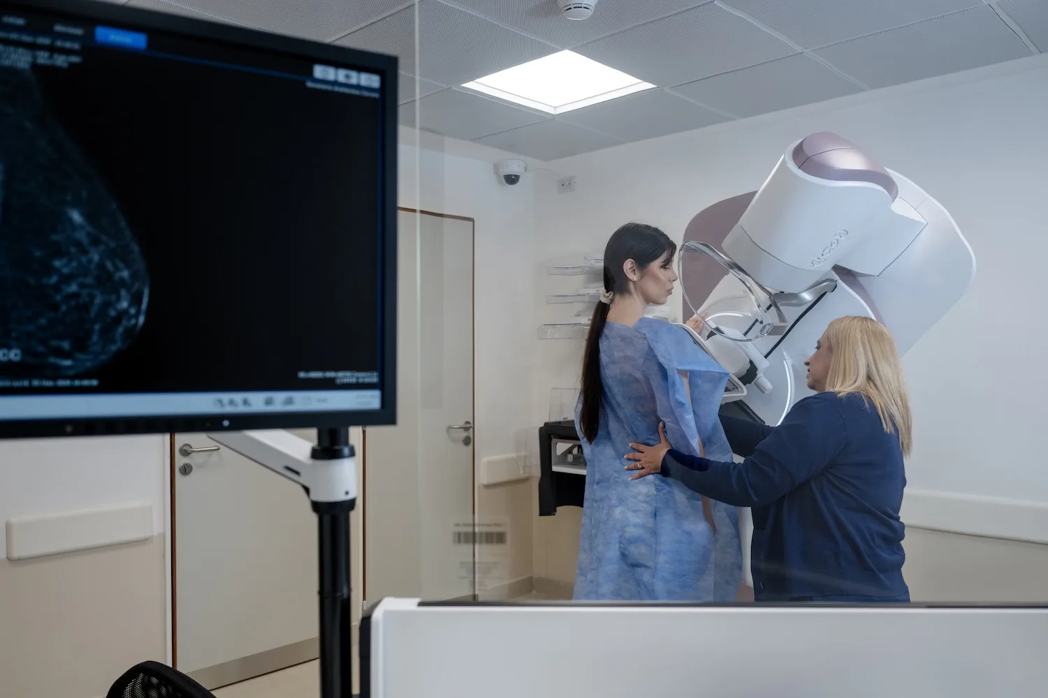 ProvanAI is developing a way to predict ovarian cancer risk from mammograms