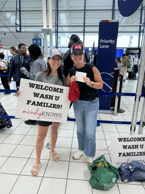 mindyKNOWS airport pickup
