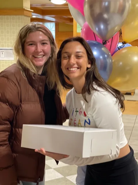 mindyKNOWS birthday delivery