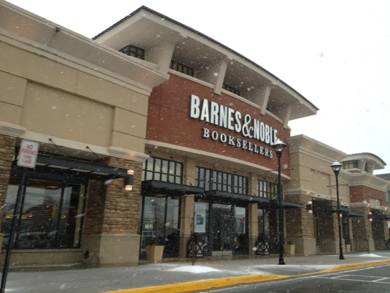 Barnes & Noble will open in Creve Coeur in November