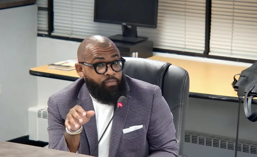 Suit seeking SLPS board member’s removal won’t come to a head until after closure vote