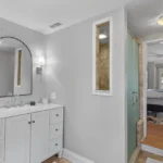 1%20Northcote%20Road%20Brentwood%2063144%20primary%20bathroom%202.webp