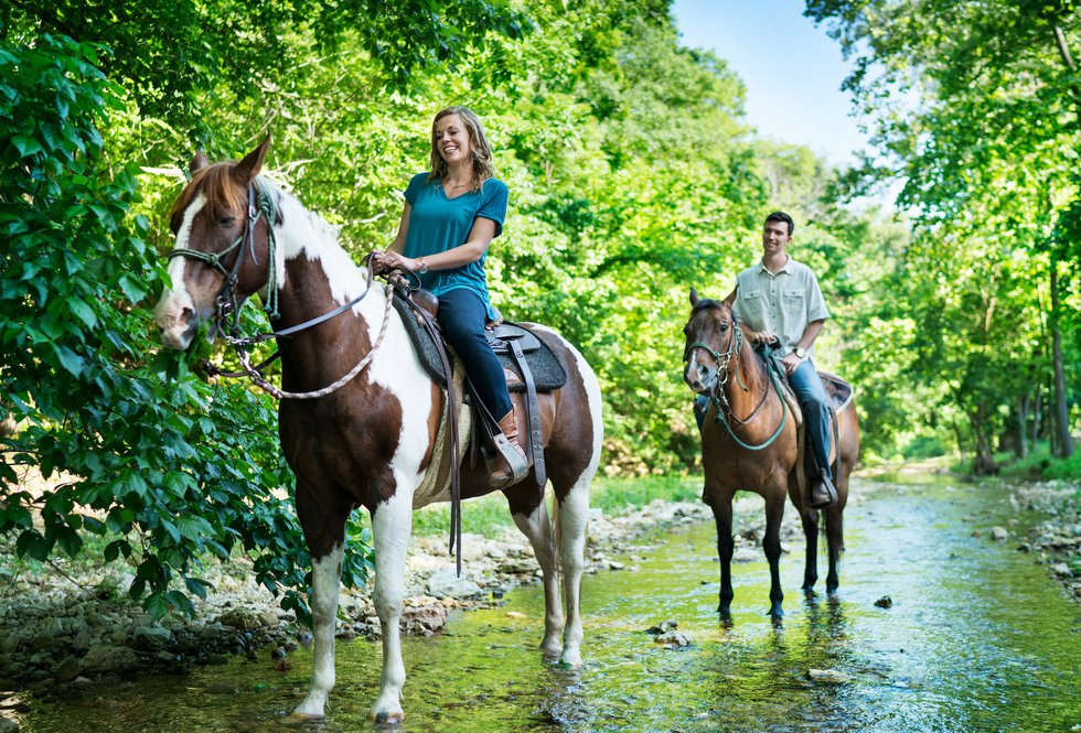 2016_DogwoodCanyon_Activities_HorsebackRiding_0013.jpg